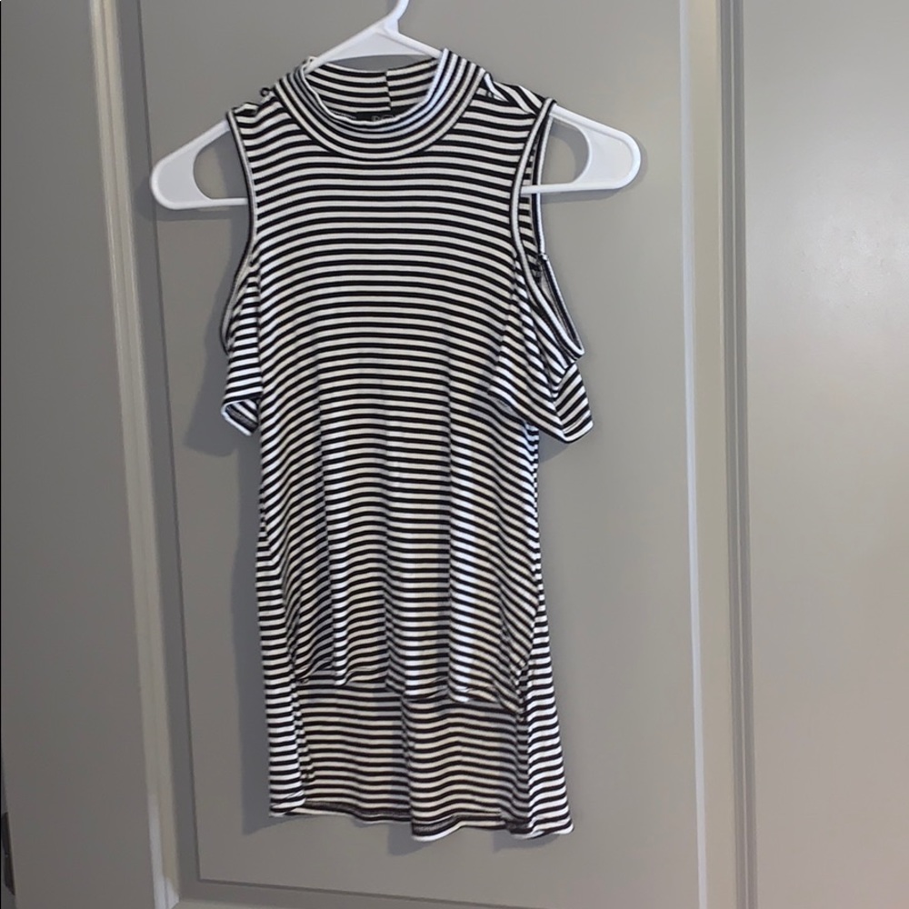Cute blouse
